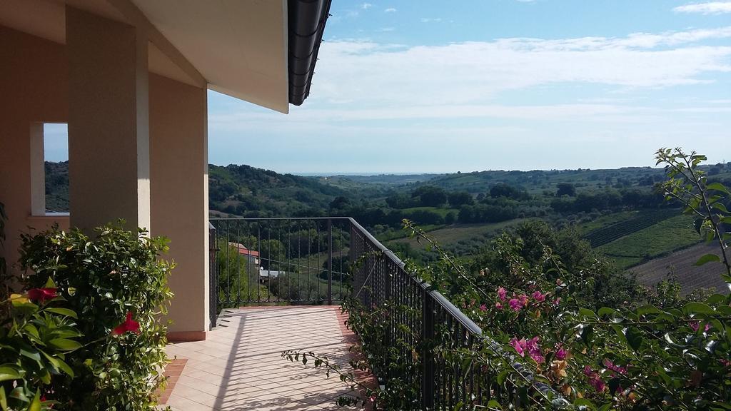 La Casa Di Stefania Apartment Pollutri Екстериор снимка